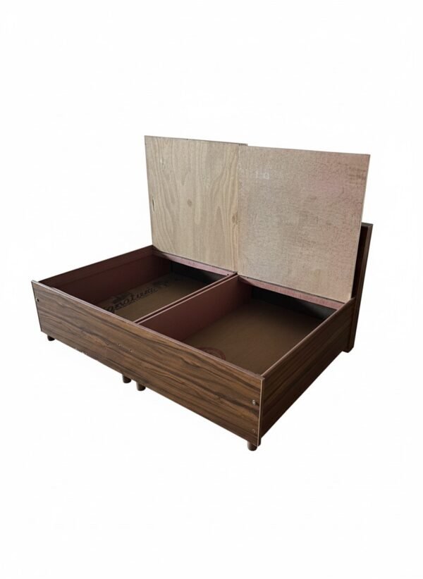 Deluxe Bed For Rent - Image 2